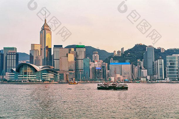 明星渡船维多利亚港日落视图九龙在香港香港岛