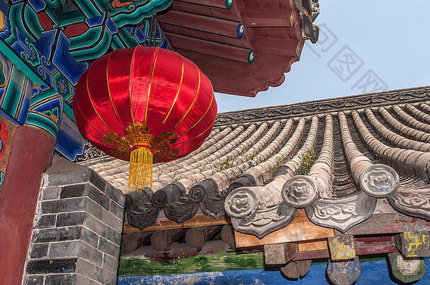 中国少林修道院明亮的彩色的灯笼使自然丝绸中国背景屋顶大厅