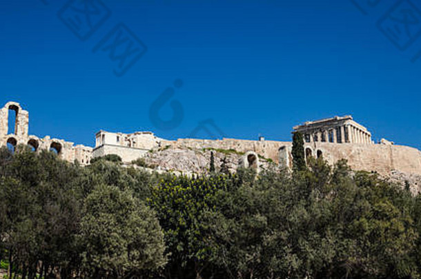 卫城雅典希腊岩石帕特农神庙蓝色的天空背景阳光明媚的一天视图迪奥尼西乌areopagitoustr横幅