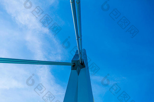 图像部分伊拉斯谟桥蓝色的天空背景鹿特丹荷兰荷兰