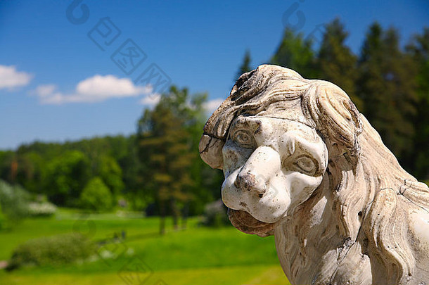 大理石狮子雕塑两座公园