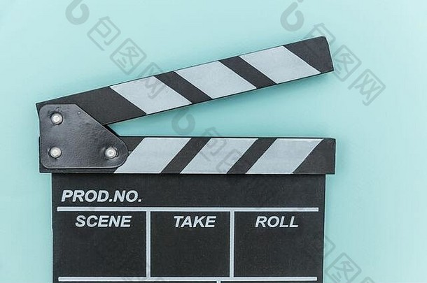 导演职业经典导演空电影使场记板电影板岩孤立的蓝色的背景视频生产电影电影行业概念平躺前视图复制空间模拟