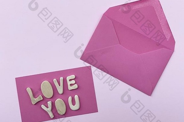 爱消息组成手工制作的木信粉红色的卡