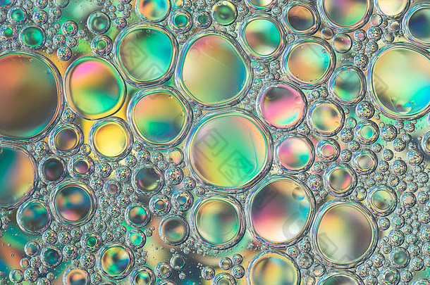 表面彩色的泡沫液体摘要背景