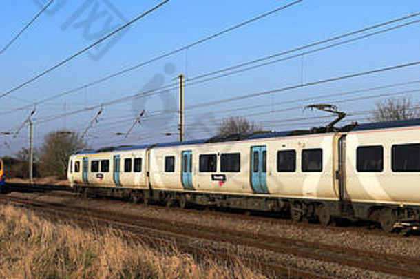 子午线类火车东中部地区火车制服贝德福德卢顿贝德福德郡英格兰