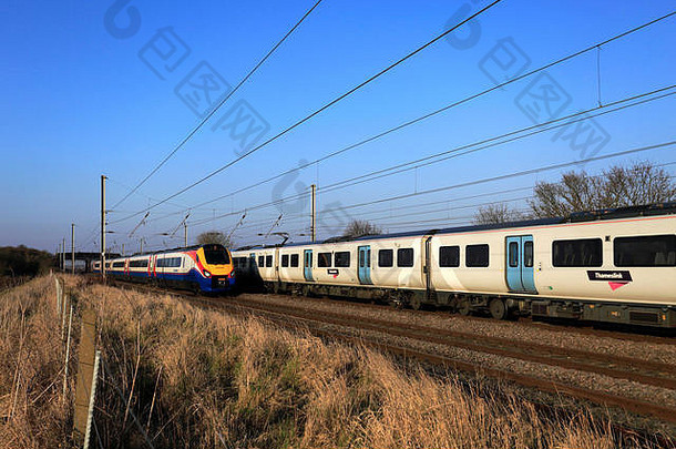 子午线类火车东中部地区火车制服贝德福德卢顿贝德福德郡英格兰