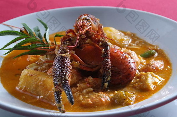 秘鲁食物虾吸典型的菜秘鲁厨房