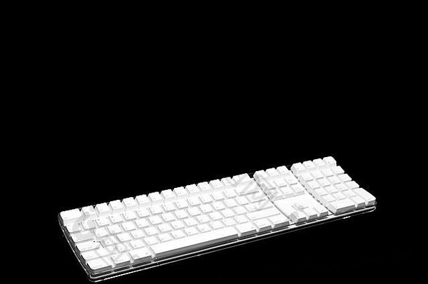 桌面电脑孤立的白色背景