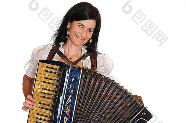 女人巴伐利亚迪恩德尔手风琴前面白色背景