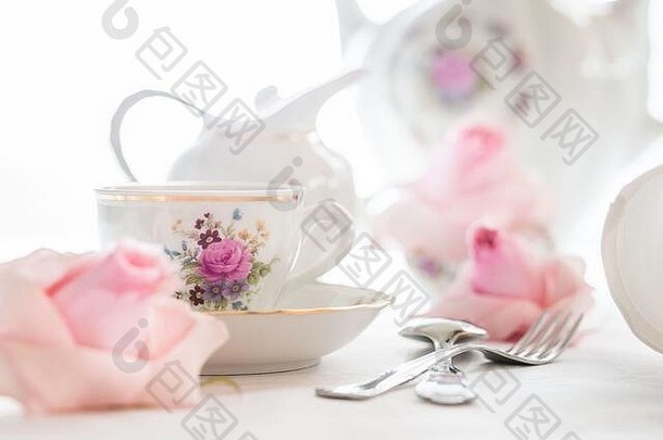 集花玫瑰模式细中国瓷茶集茶壶糖能制作奶油的人茶杯