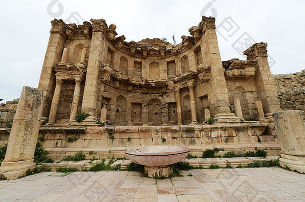 罗马式建筑古老的罗马城市卡拉克约旦