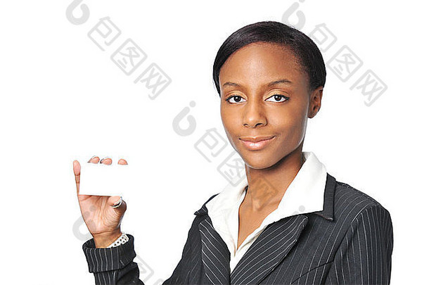 年轻的非洲美国女商人持有空白卡