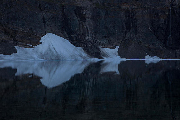 冰雪山湖令人 兴奋岛挪威斯堪的那维亚欧洲