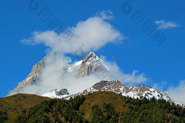 双峰会山ushba值得注意的山峰更大的高加索地区范围斯瓦涅季地区乔治亚州