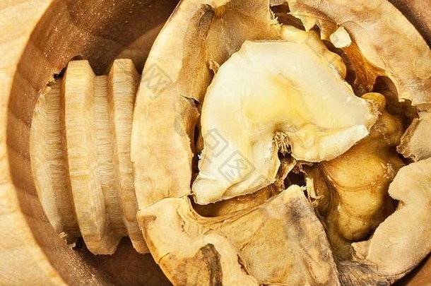 核桃木胡桃夹子超级食物人类大脑健康的核桃新鲜的核桃胡桃木内核