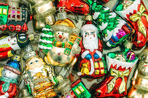 圣诞节树装饰装饰物玩具色彩斑斓的饰品复古的风格健美的图片