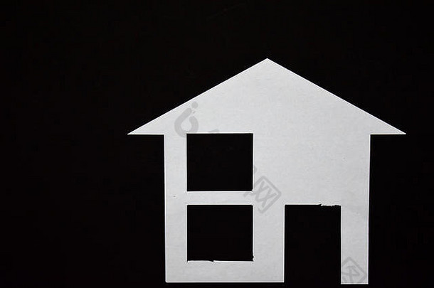 概念房子纸黑色的背景水平作文前视图