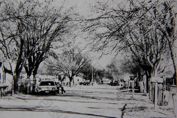 细古董黑色的白色极端的摄影安静的住宅街