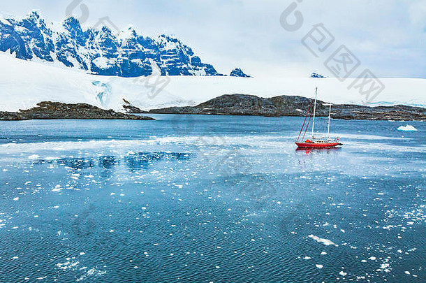 航行船南极洲旅行游艇巡航美丽的远程旅游目的地