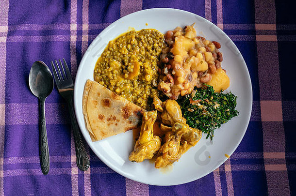 板非洲传统食物表格前视图