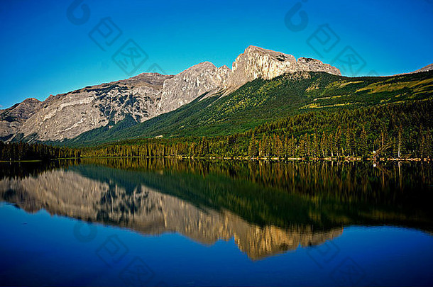 山景观卡纳纳斯基斯做出国家阿尔伯塔省加拿大