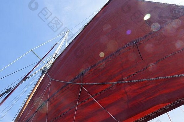 帆布帆双桅纵帆船阿卡罗港口