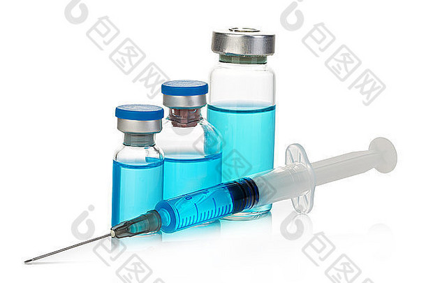 无菌医疗瓶蓝色的药物治疗解决方案灯泡注射器孤立的白色背景
