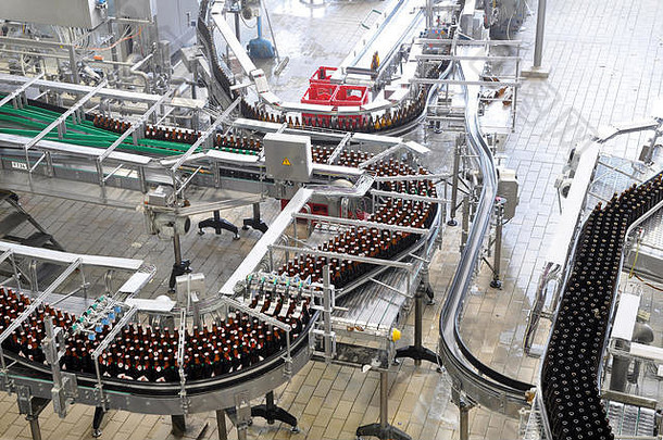 输送机带啤酒厂啤酒瓶生产装瓶