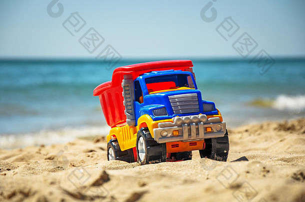 玩具沙子海滩