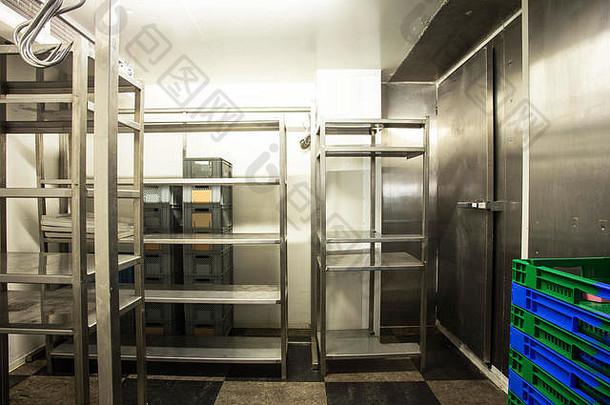 空餐厅厨房存储房间不锈钢钢