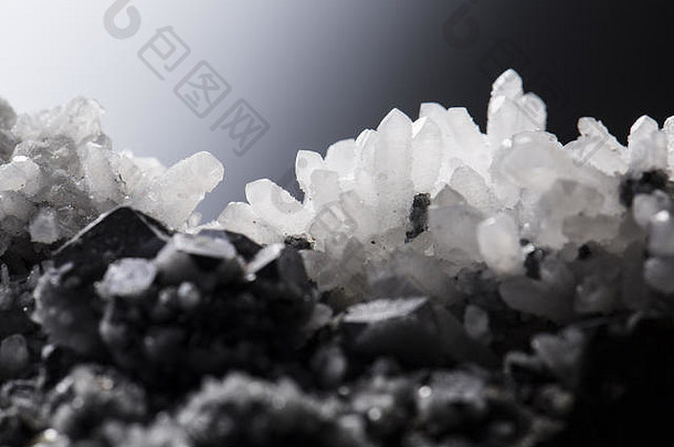 水晶石英矿物石头水晶石英矿物石头