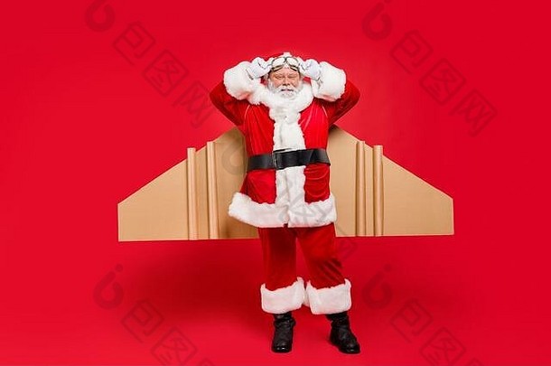 完整的长度照片时髦的退休圣诞老人老人准备好了开始旅行旅程空气飞行正确的工艺航空眼镜穿黑色的带帽他