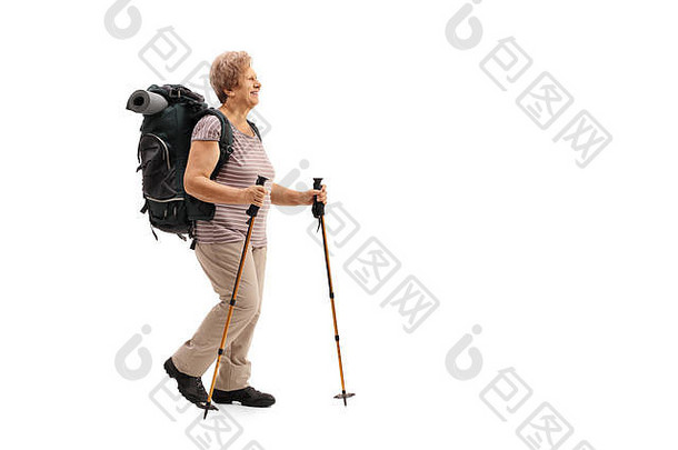 完整的长度配置文件拍摄女成熟的徒步旅行者走孤立的白色背景