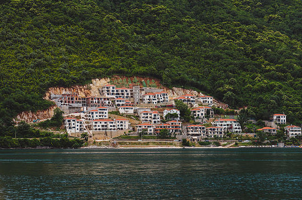 海岸小镇科托尔斯卡湾黑山共和国