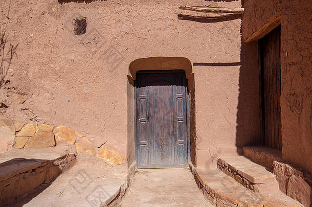 柏柏尔人的房子木通过卡萨尔我Benhaddou强化城市伊格雷姆商队路线撒哈拉沙漠马拉喀什摩洛哥