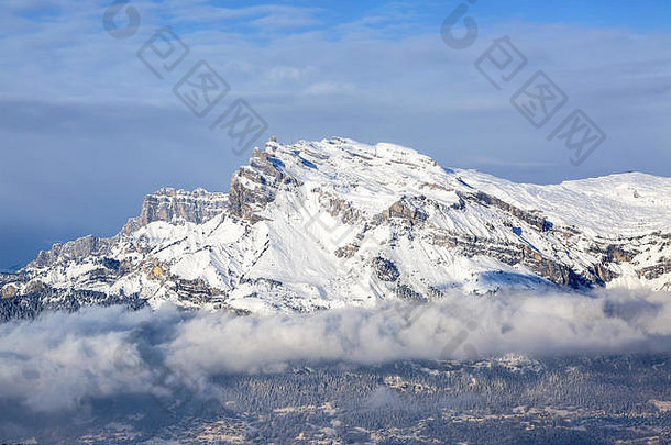 美丽的岩石山峰覆盖雪<strong>滑雪</strong>坡阿尔卑斯山脉蒙特相思山丘
