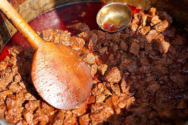 牛肉Porkolt马哈波科特红辣椒食物节日匈牙利