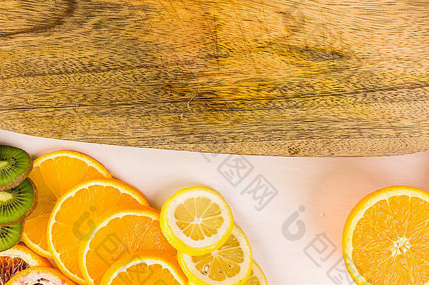 各种柑橘类水果包括柠檬行葡萄柚橙子