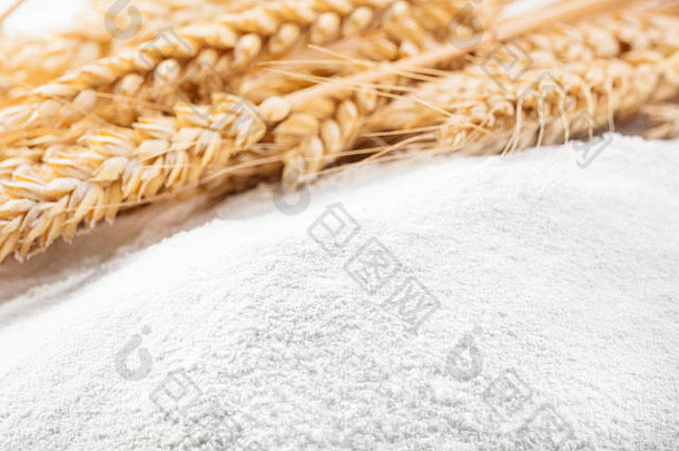耳朵小麦堆面粉