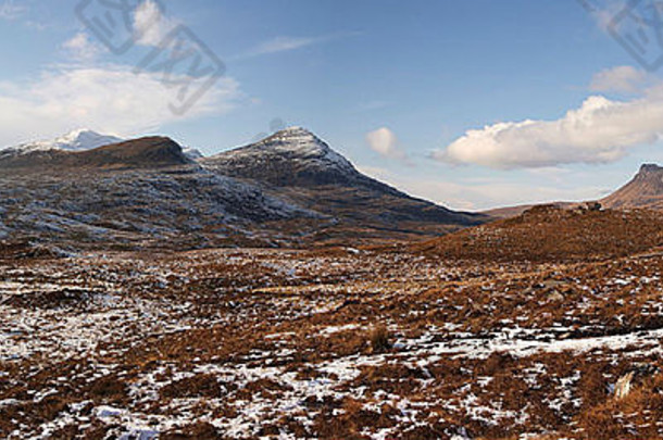 山全景北ullapool我妈妈科伊加奇库尔莫尔只波利北西高地苏格兰北海岸路线