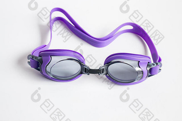 紫色的游泳护目镜孤立的白色背景股票照片