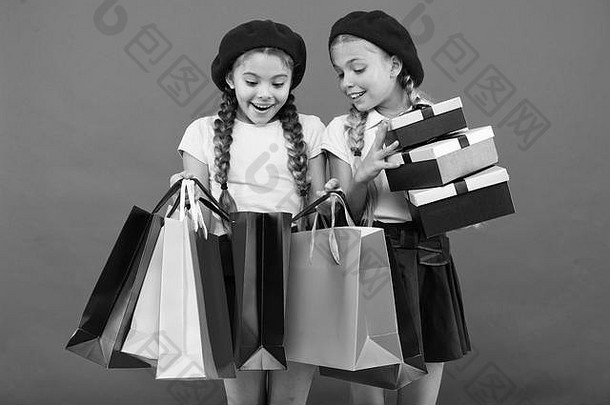友谊姐妹关系<strong>国际儿童</strong>一天生<strong>日</strong>圣诞节礼物小女孩孩子们购物袋大出售购物购物中心快乐购物在线购物