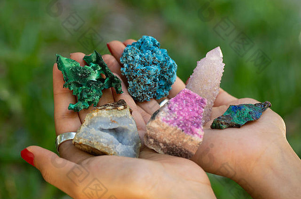 混合矿物岩石宝石石头石英地质标本
