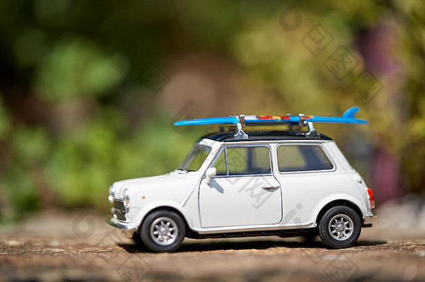 迷你玩具车sufboard屋顶小雕像夏天假期海滩