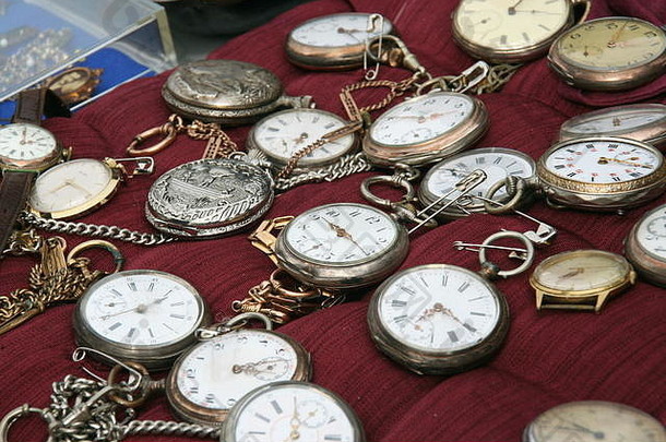 古董黄金银手表跳蚤市场