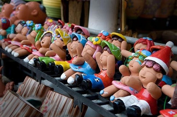 手工制作的娃娃花园装饰排商店