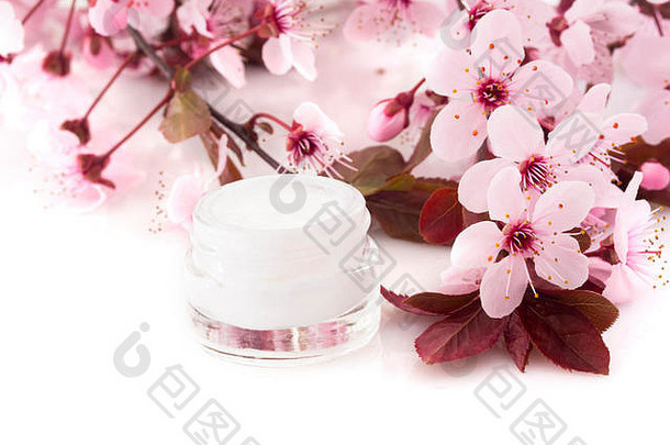 自然化妆品新鲜的春天花