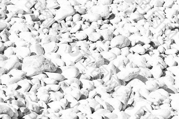 白色灰色的阿曼干布什岩石