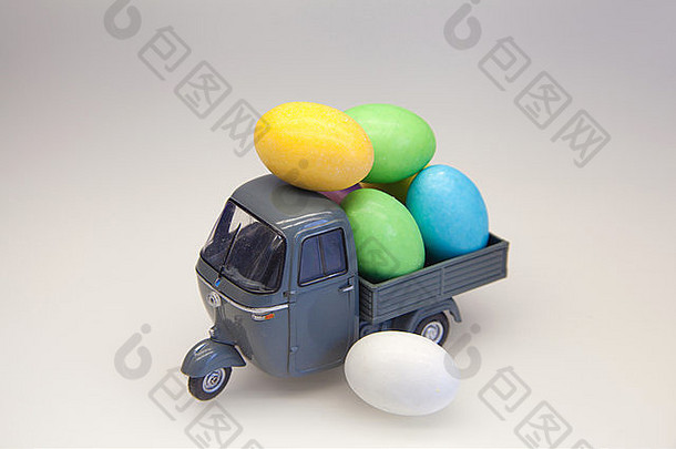 卡车carryng糖鸡蛋