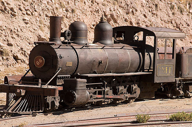 火车矿业小镇pulacayo包括火车抢劫布奇卡西迪圣丹斯电影节孩子玻利维亚